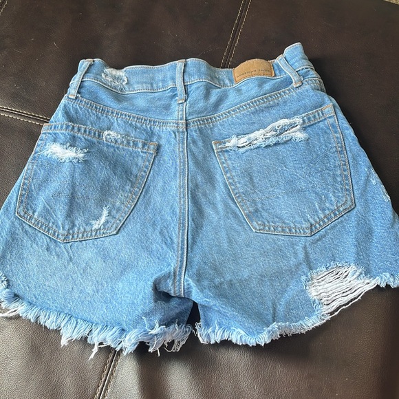 Very lightly worn - Picture 2 of 2